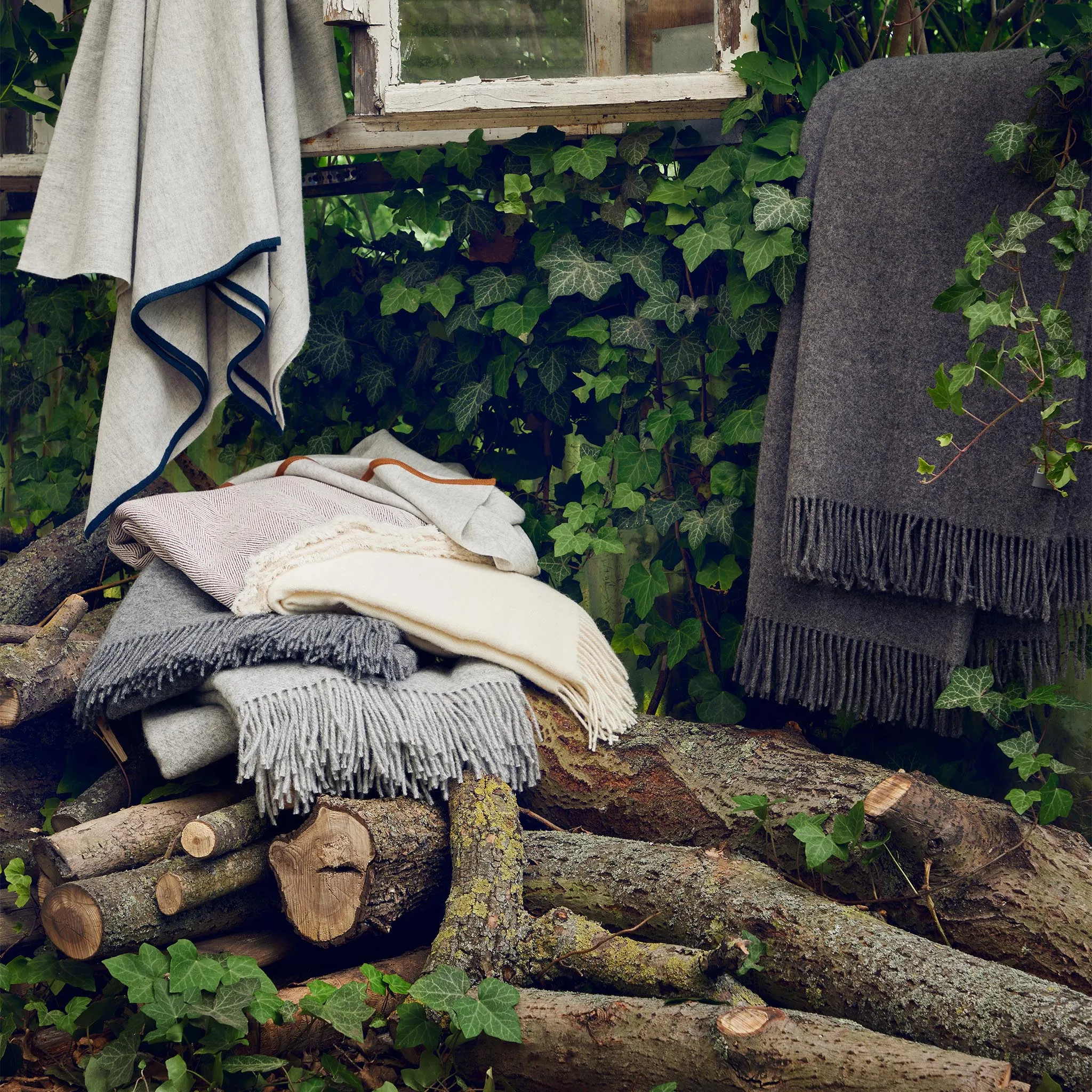 Miramar Wool Blanket [Light grey]