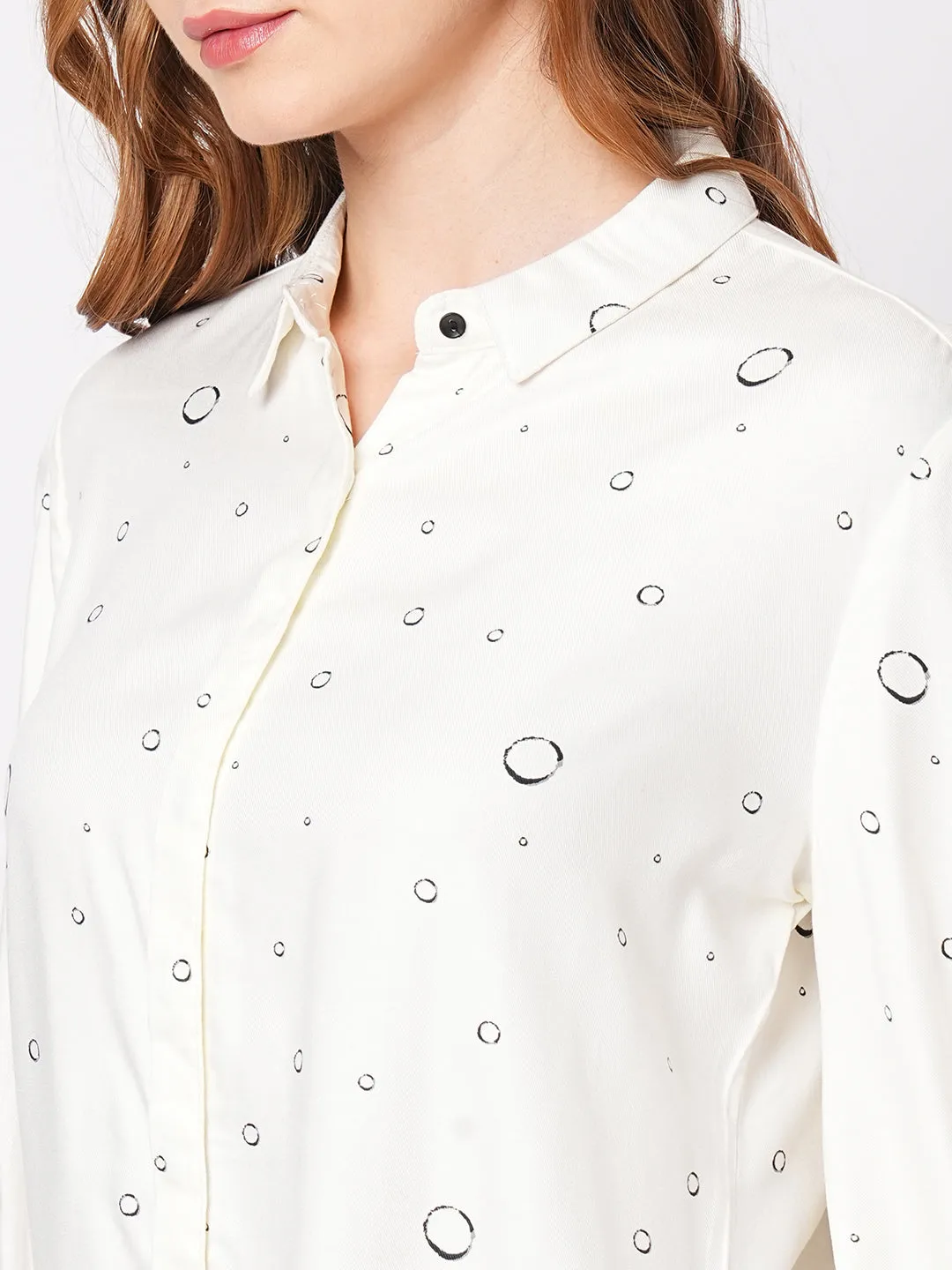 Women Slim Fit Off White Printed Cirlce Shirt